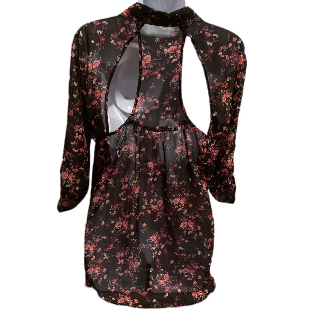 Socialite top